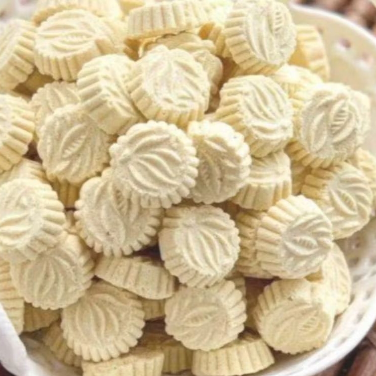 

Kue Satu Kacang Ijo Khas Banten 300 gr,/40 Butir Enak dan legit Kueh Khas Tradisional Banten