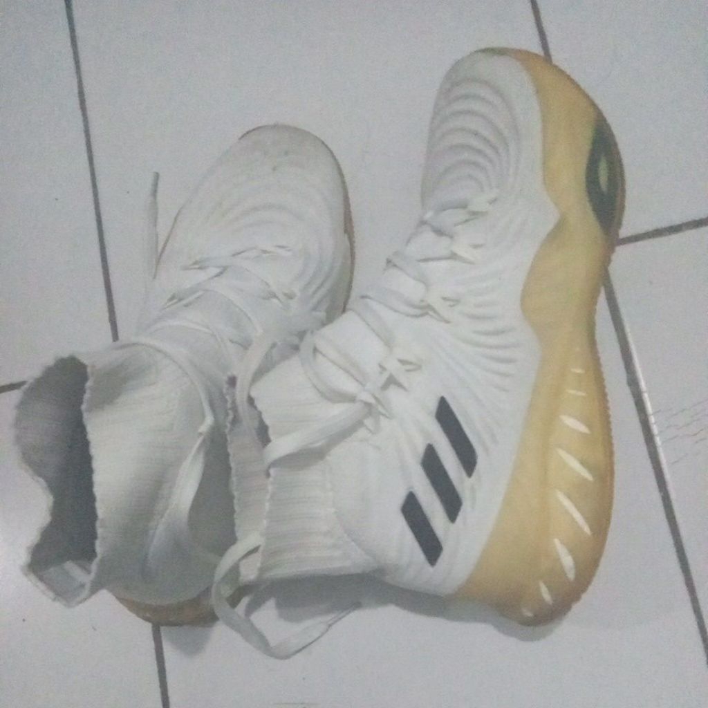 Adidas basket