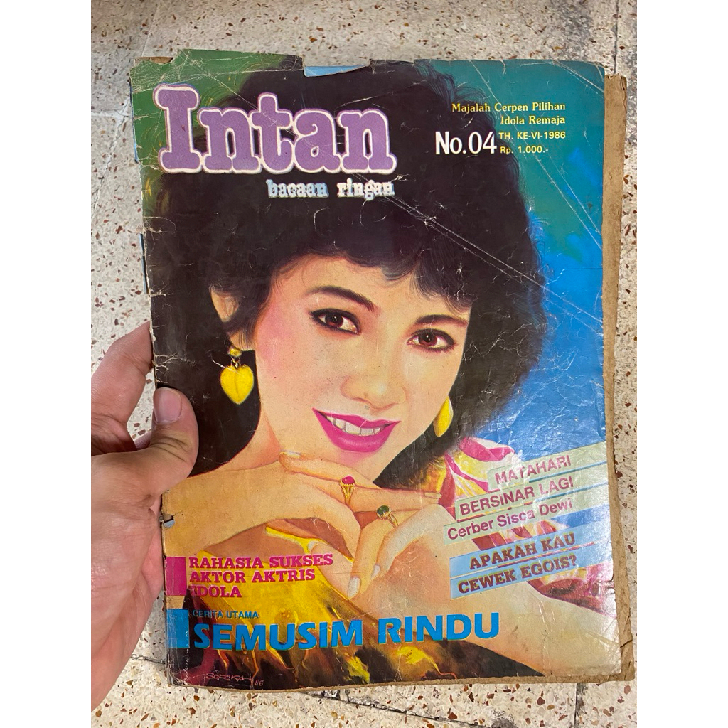 MAJALAH CERPEN REMAJA