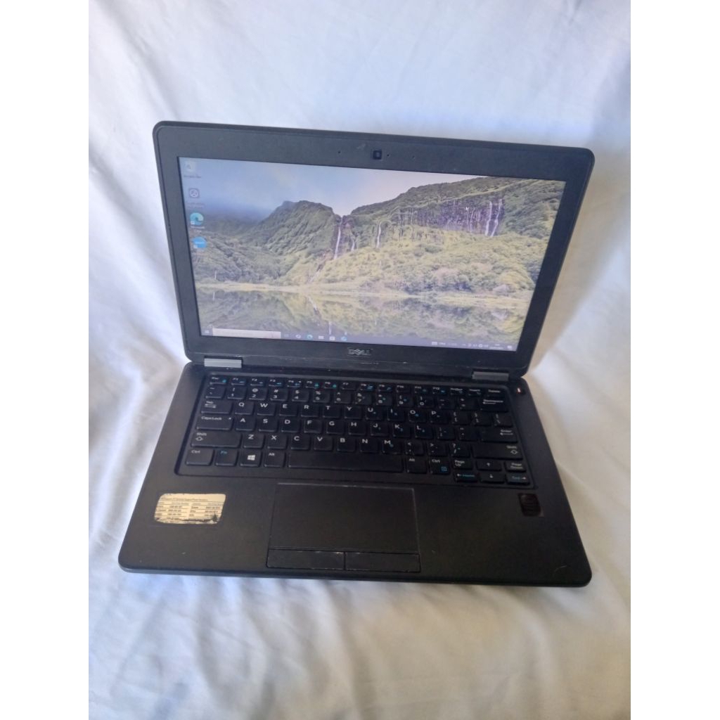 Dell Latitude E7250 Core i7-5600U 8GB RAM SSD 256GB