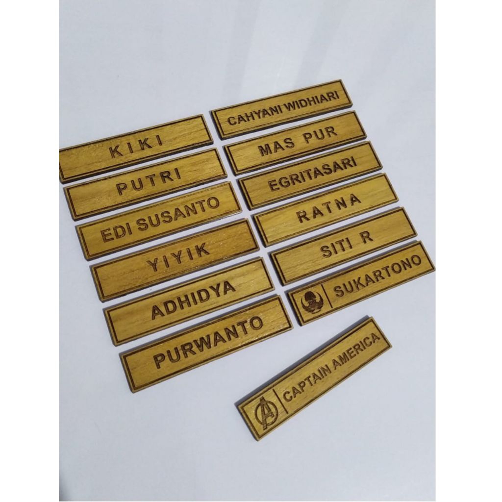 

Nametag Kayu elegant | Papan Nama Dada simpel | Name Tag Kayu Khas Jepara