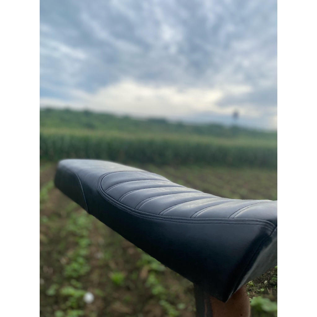 JOK custom Kawasaki w175 JOK motor W175 Jok kawasaki w175 bahan oskar tebal Full busa Presisi Tingga