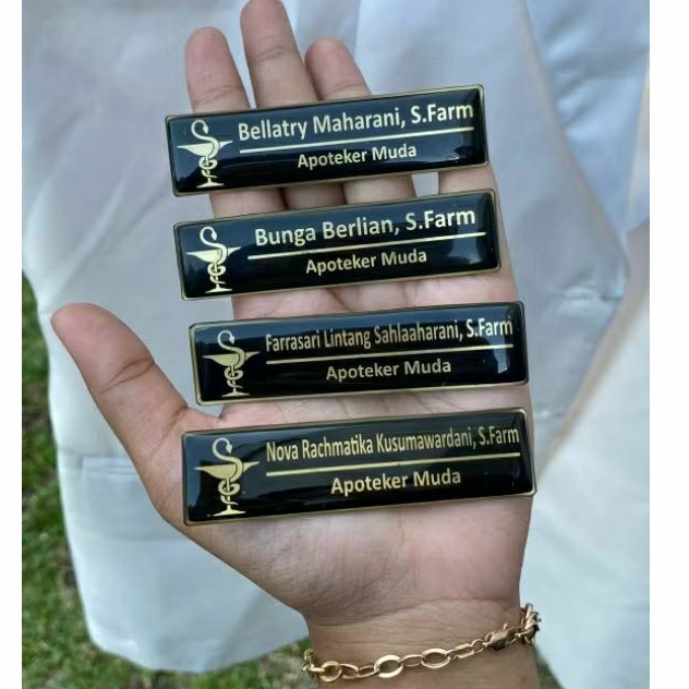 

NAMETAG KUNINGAN AKRILIK RESIN PENITI