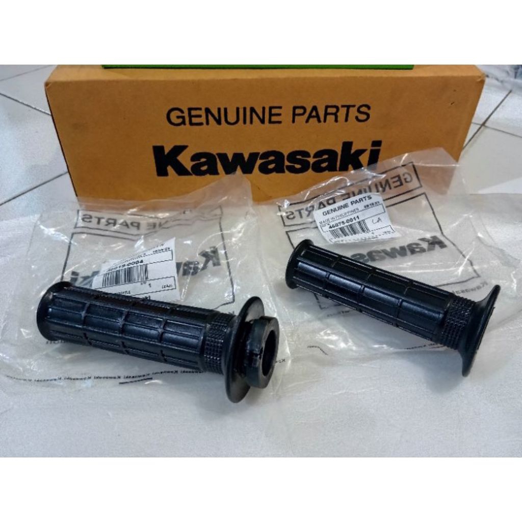 HANDGRIP KANAN KIRI KAWASAKI W175 ORIGINAL KAWASAKI