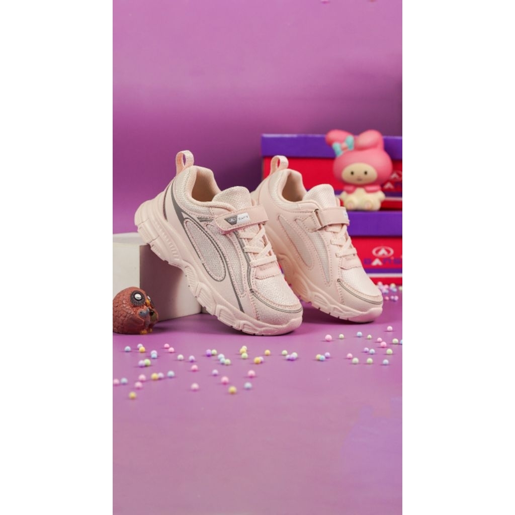 SEPATU ANAK SEKOLAH/SEPATU DANS/SEPATU RINGAN ANTI SLIP DANS APRINA