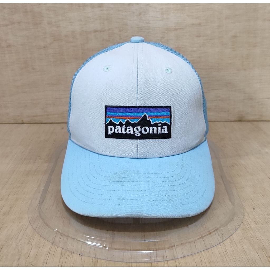 Topi Patagonia Trucker Hat Light Blue / White box logo Original preloved