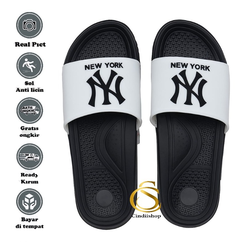 Sandal Selop Slip On Cowok Hitam Putih New York Kekinian CF-076