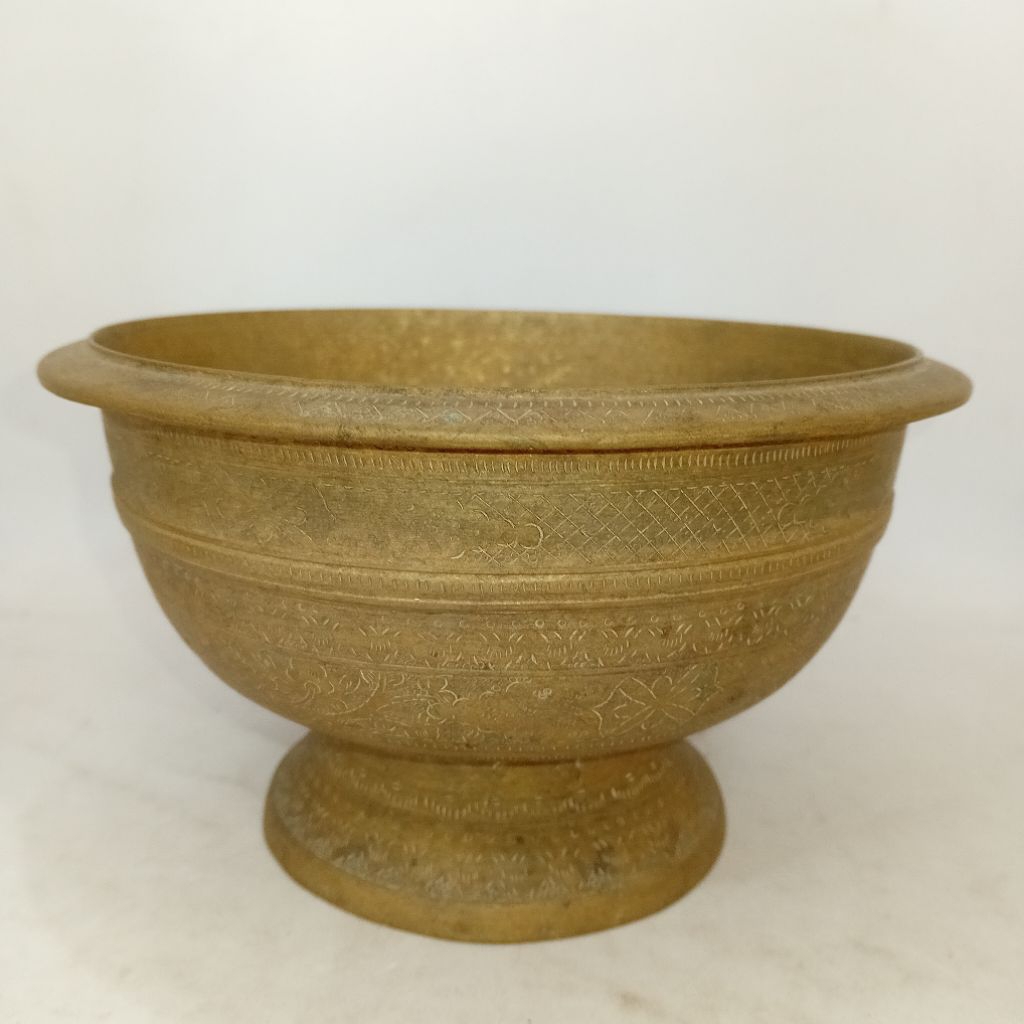 Bokor Kuningan Antik Ukiran