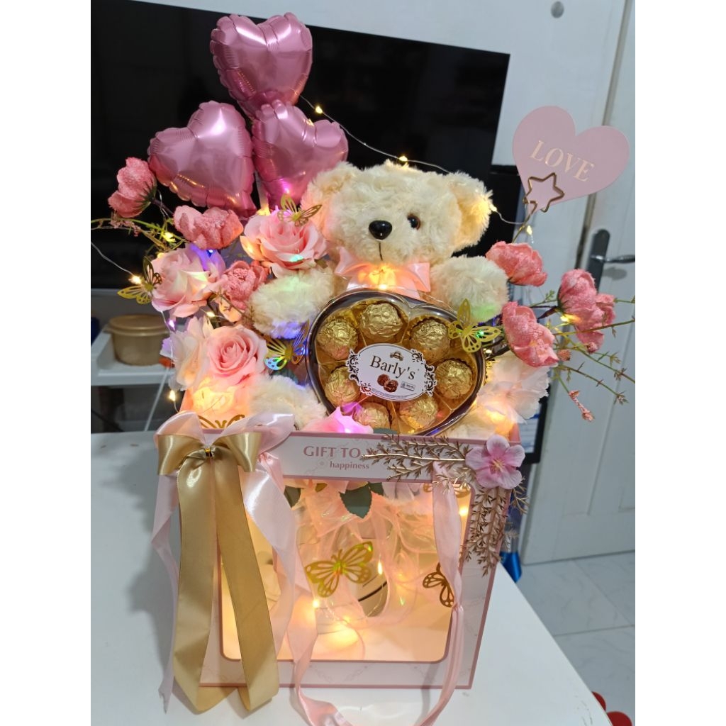 

KADO VALENTINE / KADO ULTAH / KADO ANNIVERSARY / BUKET BUNGA / BUKET VALENTINE / BONEKA / TAS / GIFT / HAMPERS / COKLAT LOVE