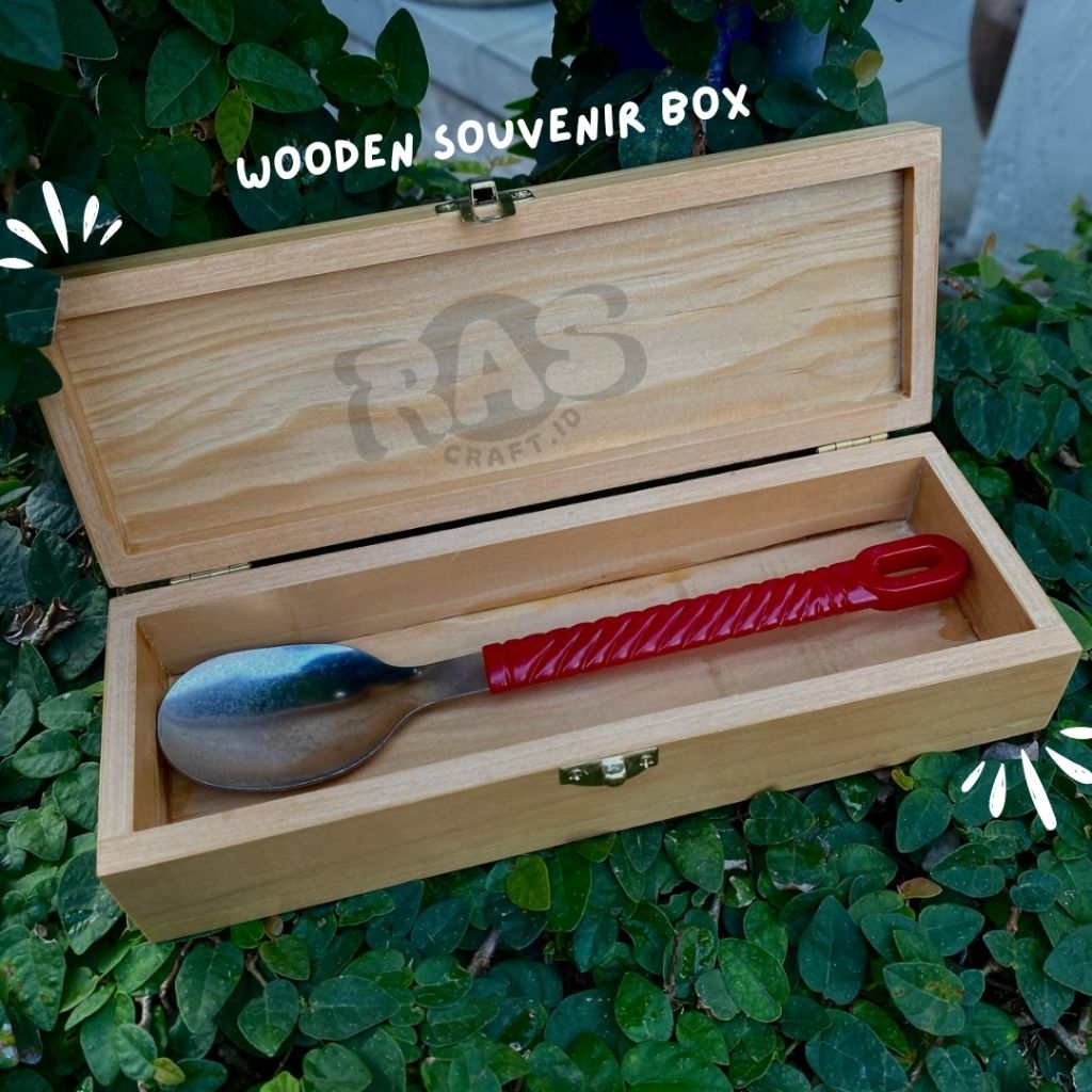 Kotak Souvenir Kayu Tempat Sendok Kayu