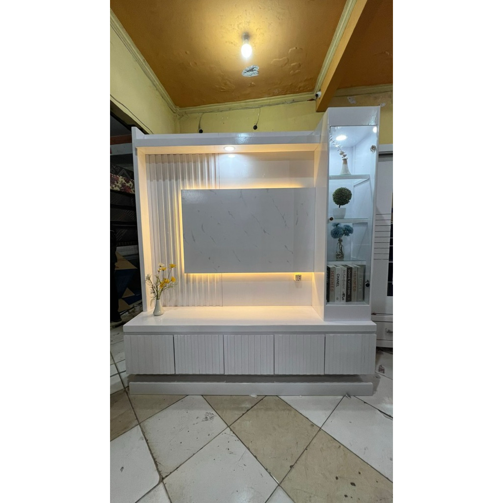 Backdrop TV Maksimal TV 65" / Partisi TV / Backdrop TV estetik