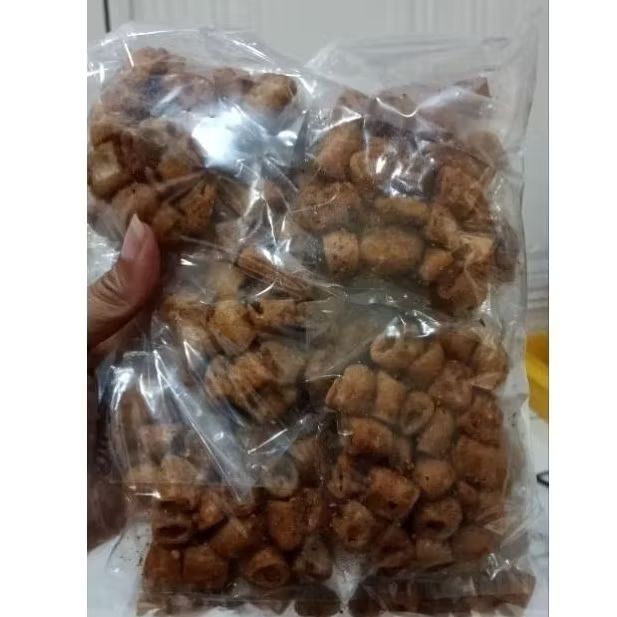 

kerupuk sotong kriuk pedas gurih dan renyah isi 20