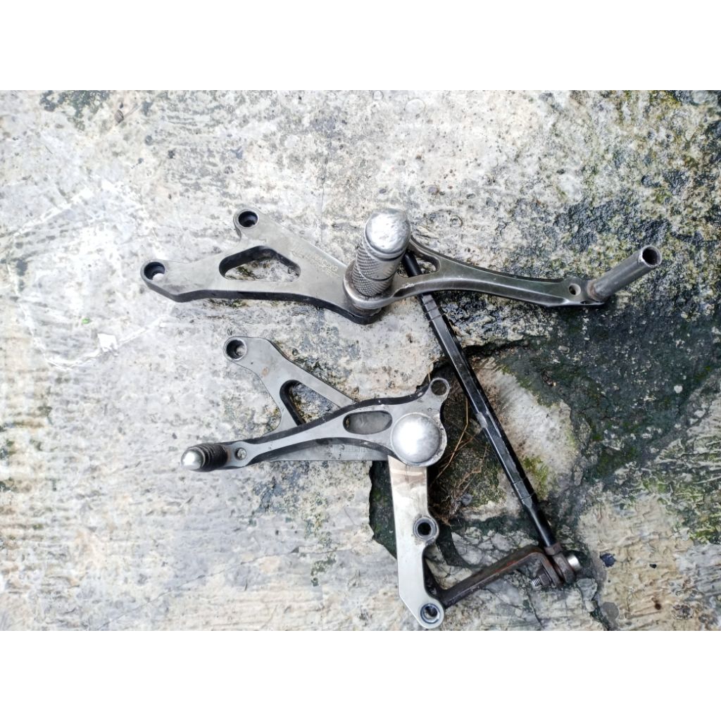 Underbone Ninja R