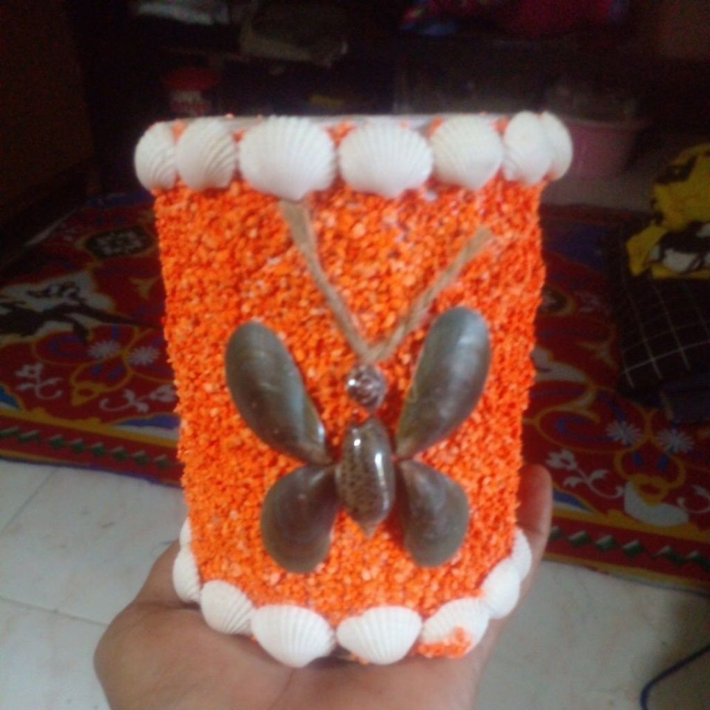 

tempat pensil cangkang kerang