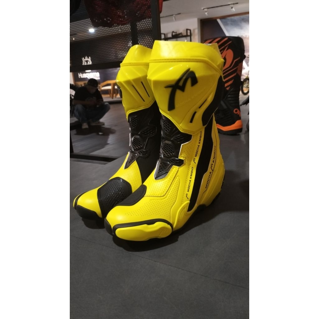 SEPATU BALAP ROADRACE TURING MOCHA KNIGHT