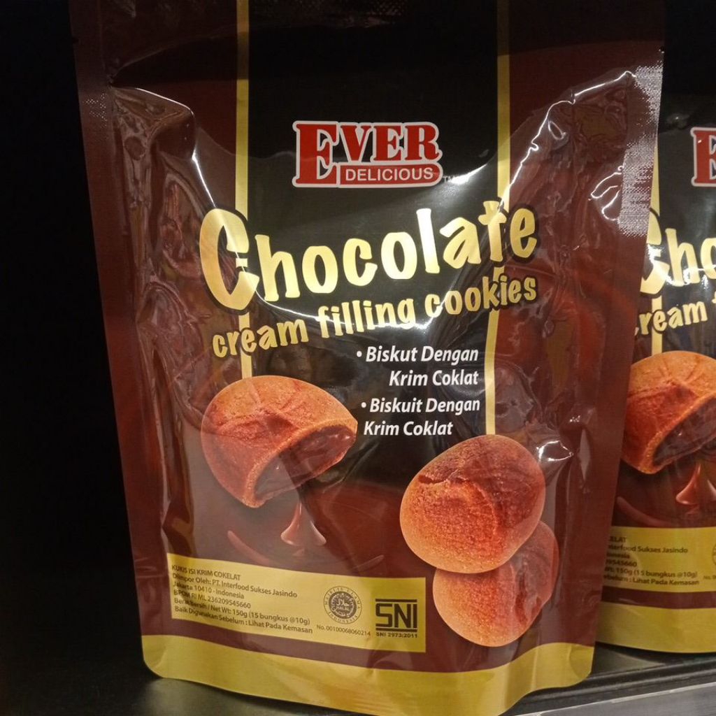 

Ever Delicious Chocolate Cream Filling Cookies Isi 15