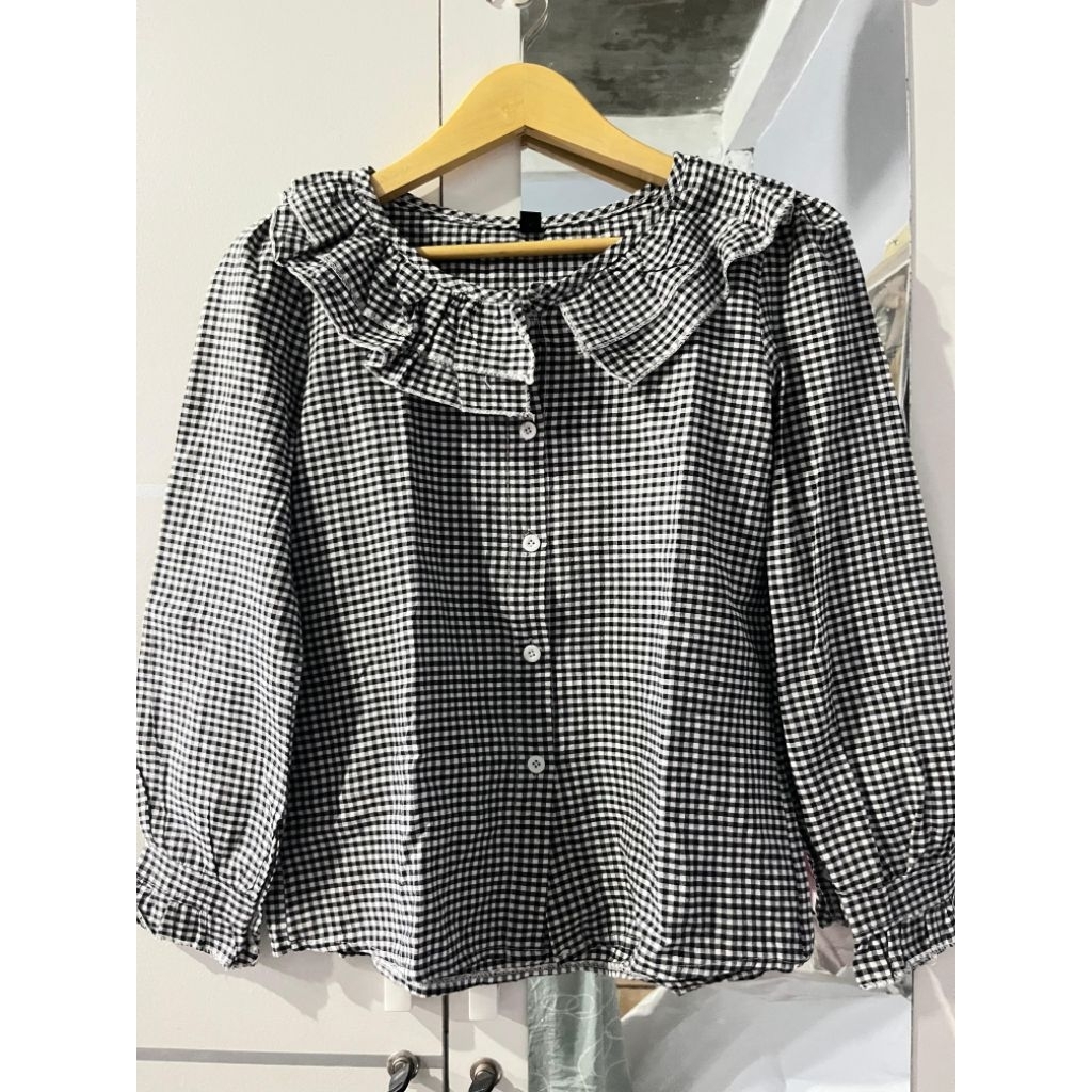 kemeja wanita motif kotak kecil/ preloved kemeja wanita/ kemeja motif kotak