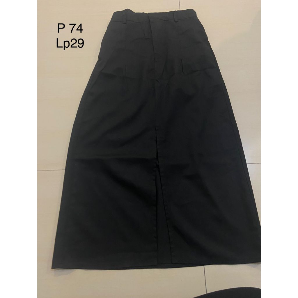 Rok Span Kain Hitam Kain 3/4