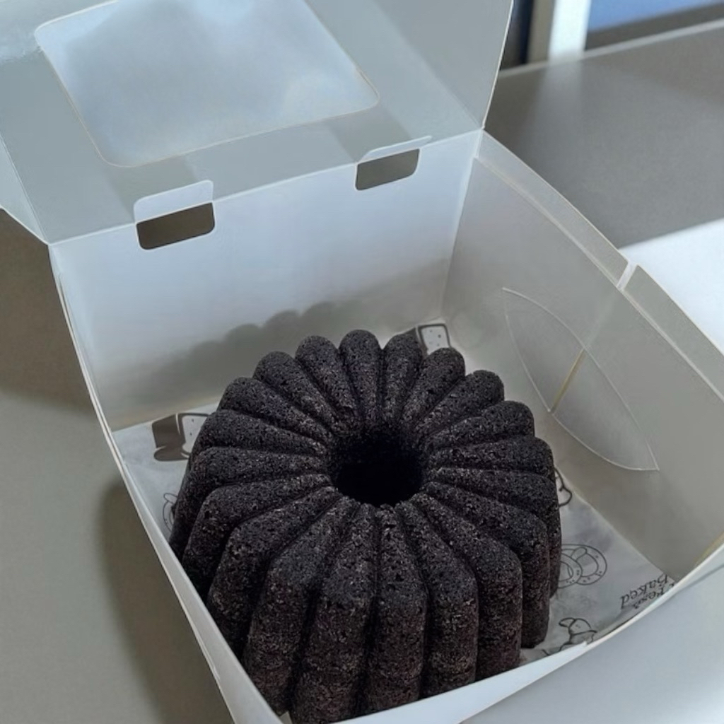 

Bolu Ketan Hitam (Tanpa Keju)