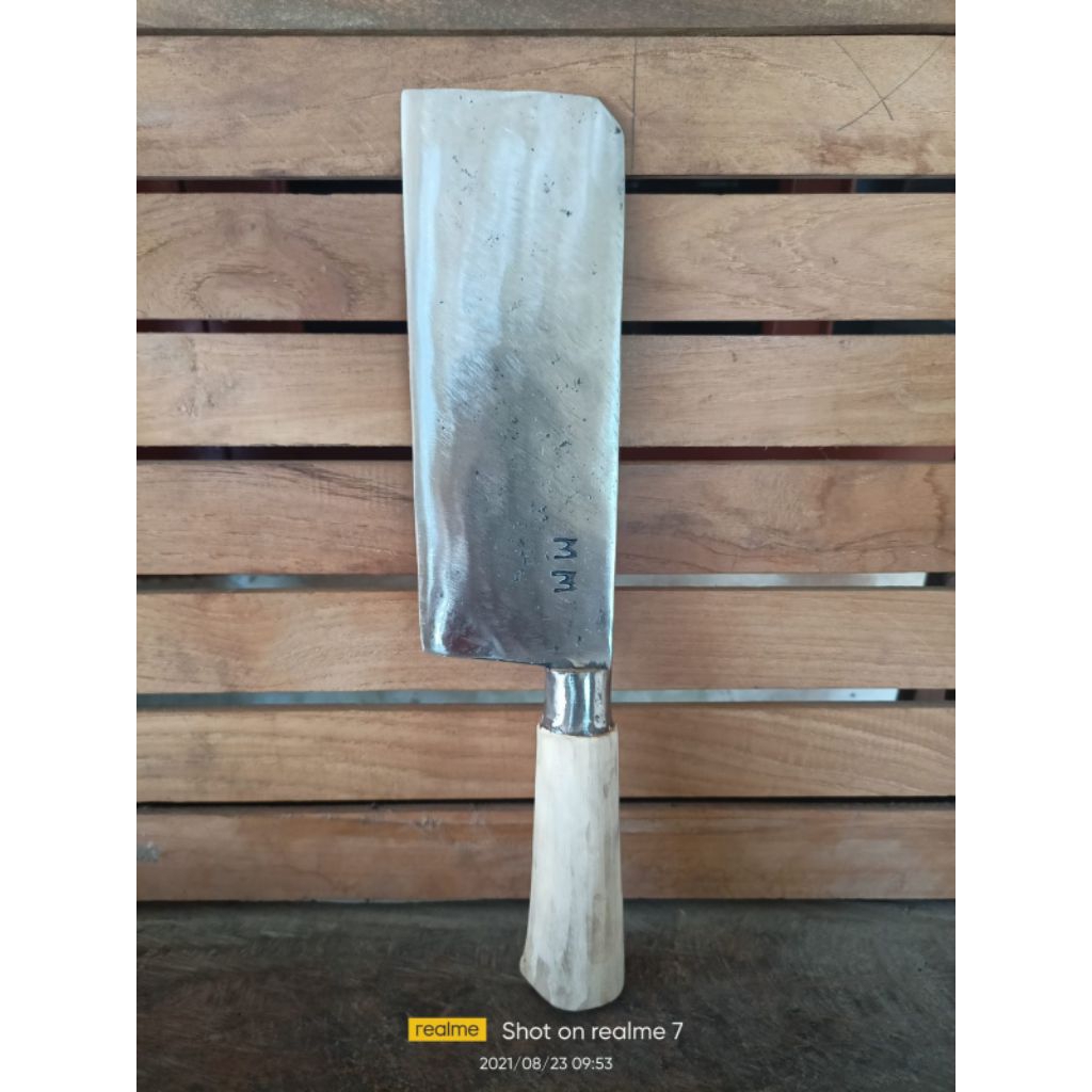 golok cacah daging dan tulang