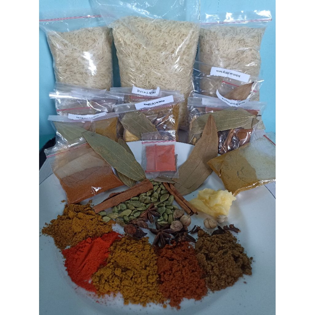 

Paket hemat Beras Basmati plus Varian bumbu nasi Kebuli/briyani/Khabsah/Bukhori/Mandhi uk 1kg dan 500 gr