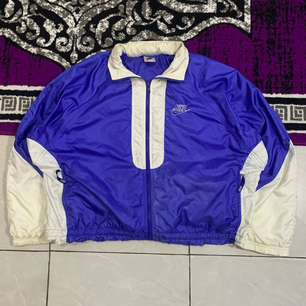 winbraker Nike oval vtg