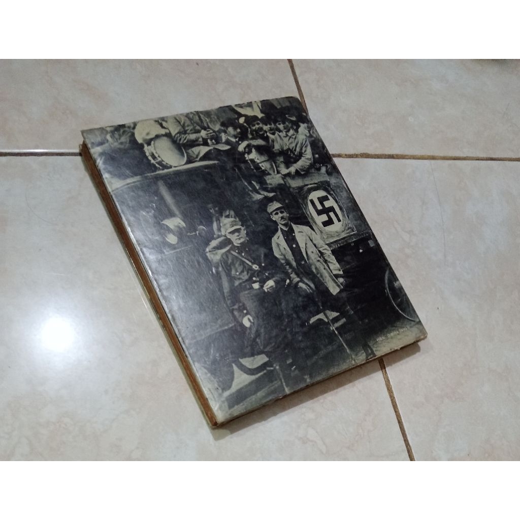 BUKU MENJELANG PERANG Perang Dunia II