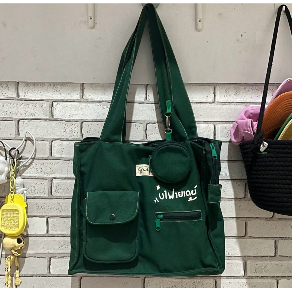 Tas totebag hijau botol Haku totebag preloved