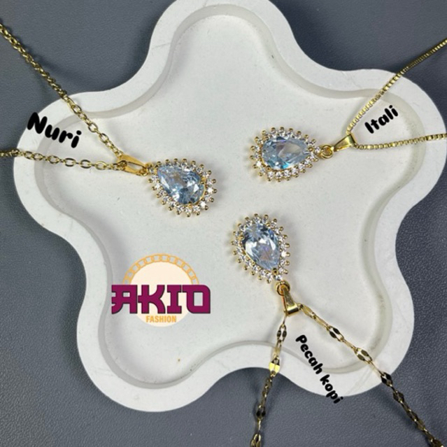 Kalung Titanium Wanita Liontin Permata Putih Lapis Emas