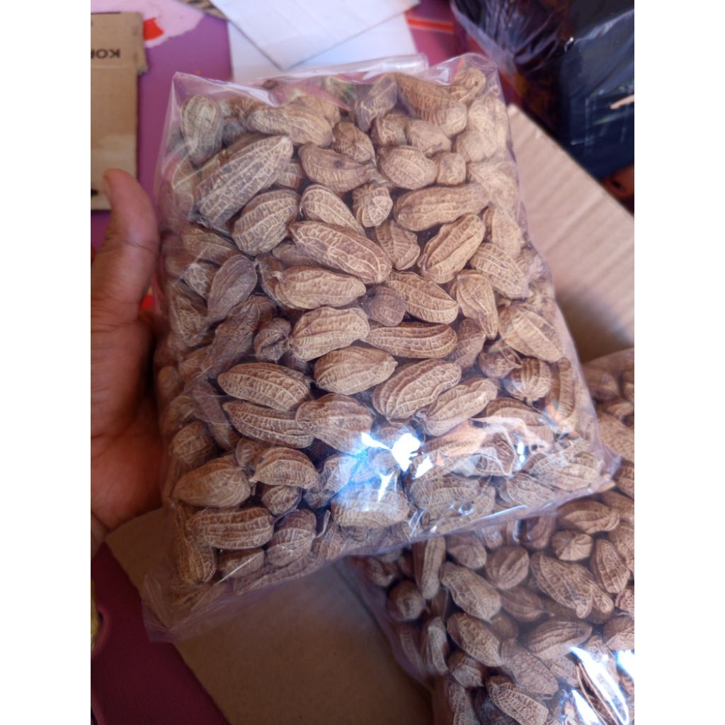 

kacang kulit tawar goreng pasir 500gram/kacang kulit sangrai enak