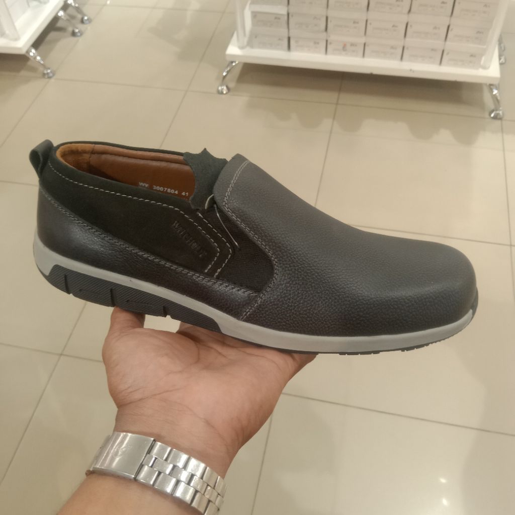 WATCHOUT SEPATU SLIP ON CASUAL KULIT ORIGINAL