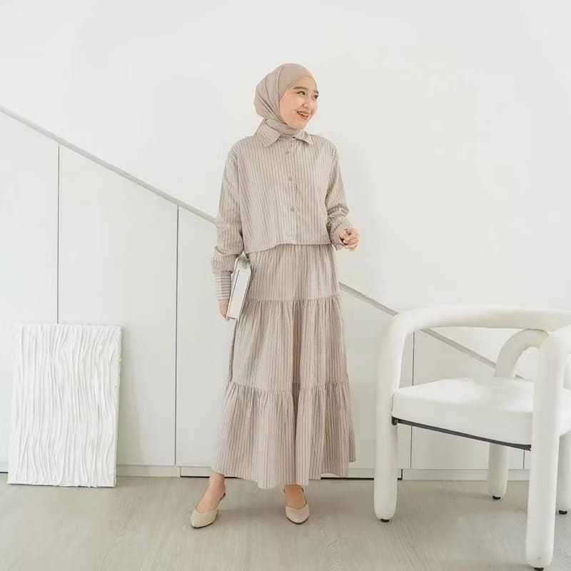 Lula One Set Kemeja Rok Salur Katun