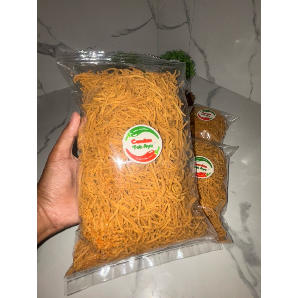 

Stik mie | stik mie pedas | cemilan pedas termurah | cemilan terlaris 500gr