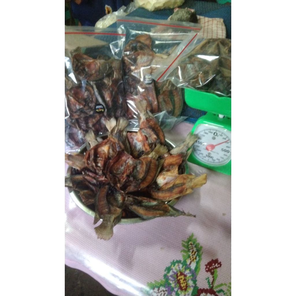 

Salai Nila danau maninjau / 1 bungkus 30 ribu kemasan 250 gram