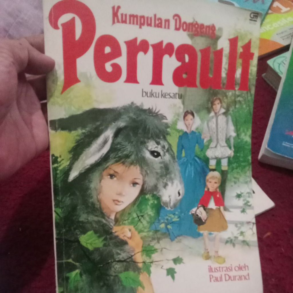 buku kumpulan dongeng Perrault kesatu