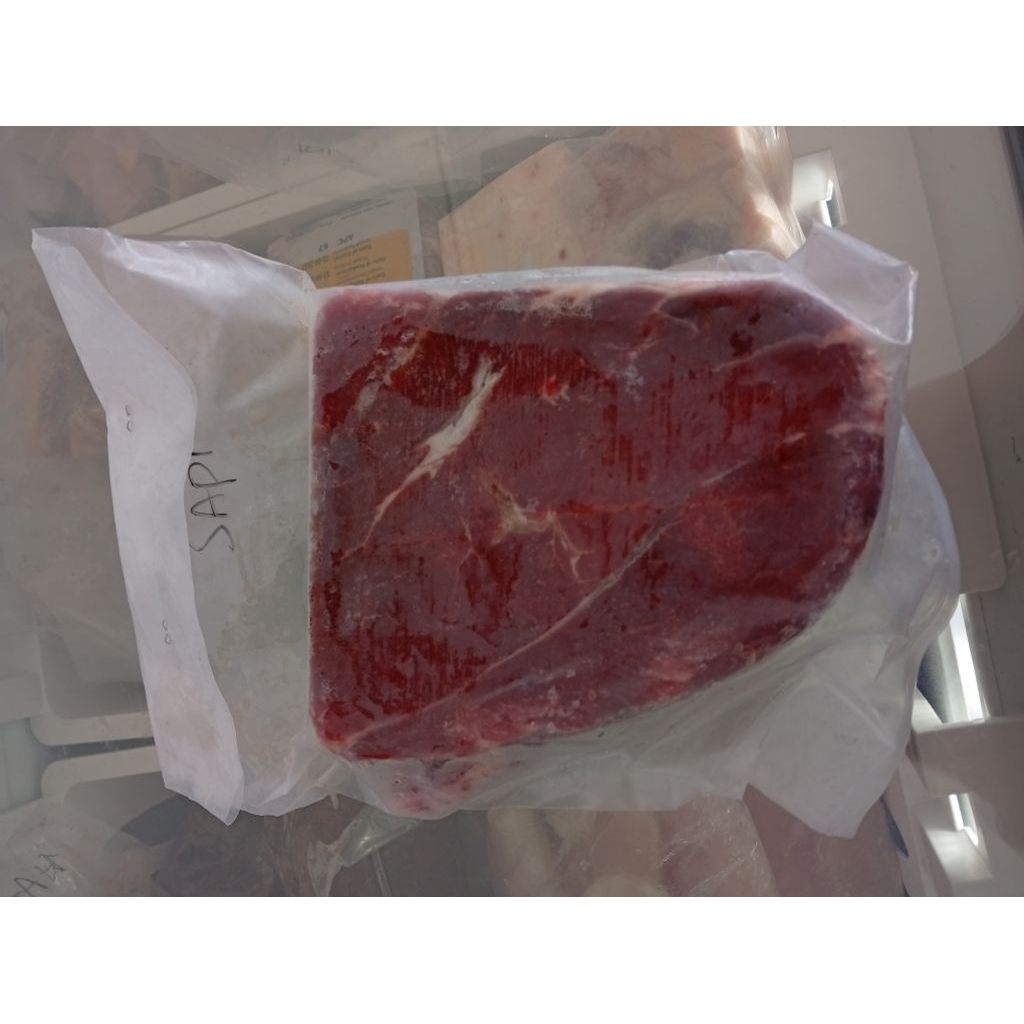 

DAGING SAPI BEKU 1 KG