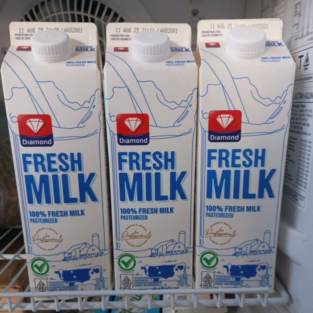 

Susu Diamond Fresh Milk 946Ml
