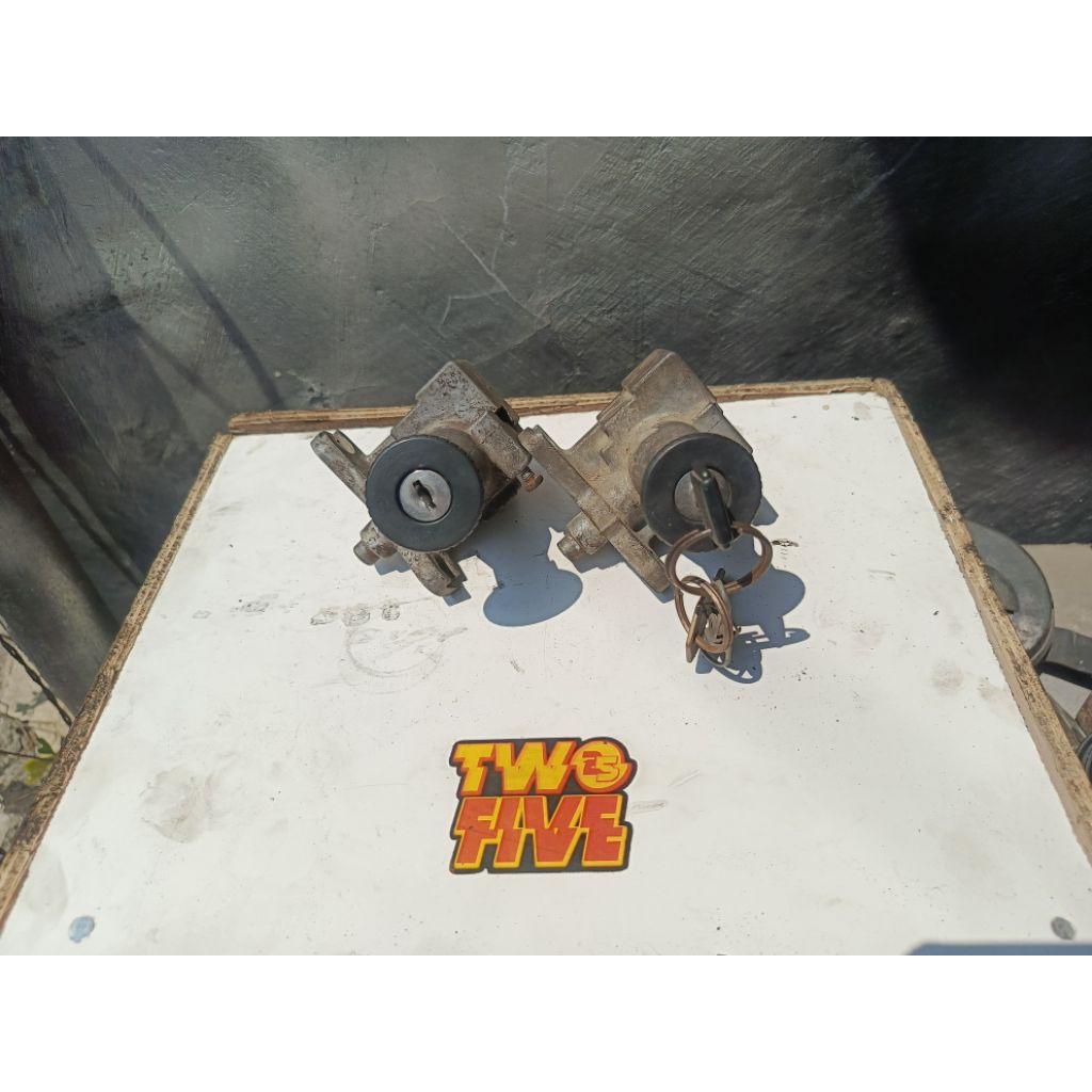 Stopkontak Nouvo (Second)