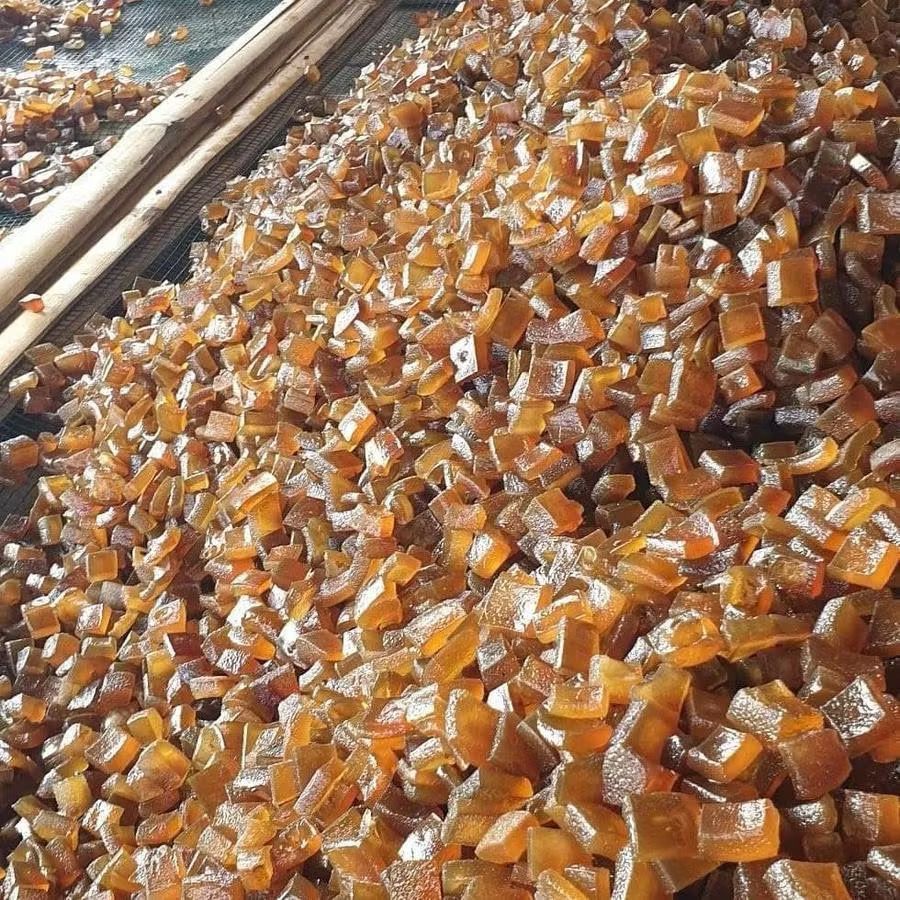 

Kerupuk Kulit Sapi Mentah / Latua / Kerupuk Kulit Sapi Mentah / Rambak Sapi / Lapuan /Krecek 1kg