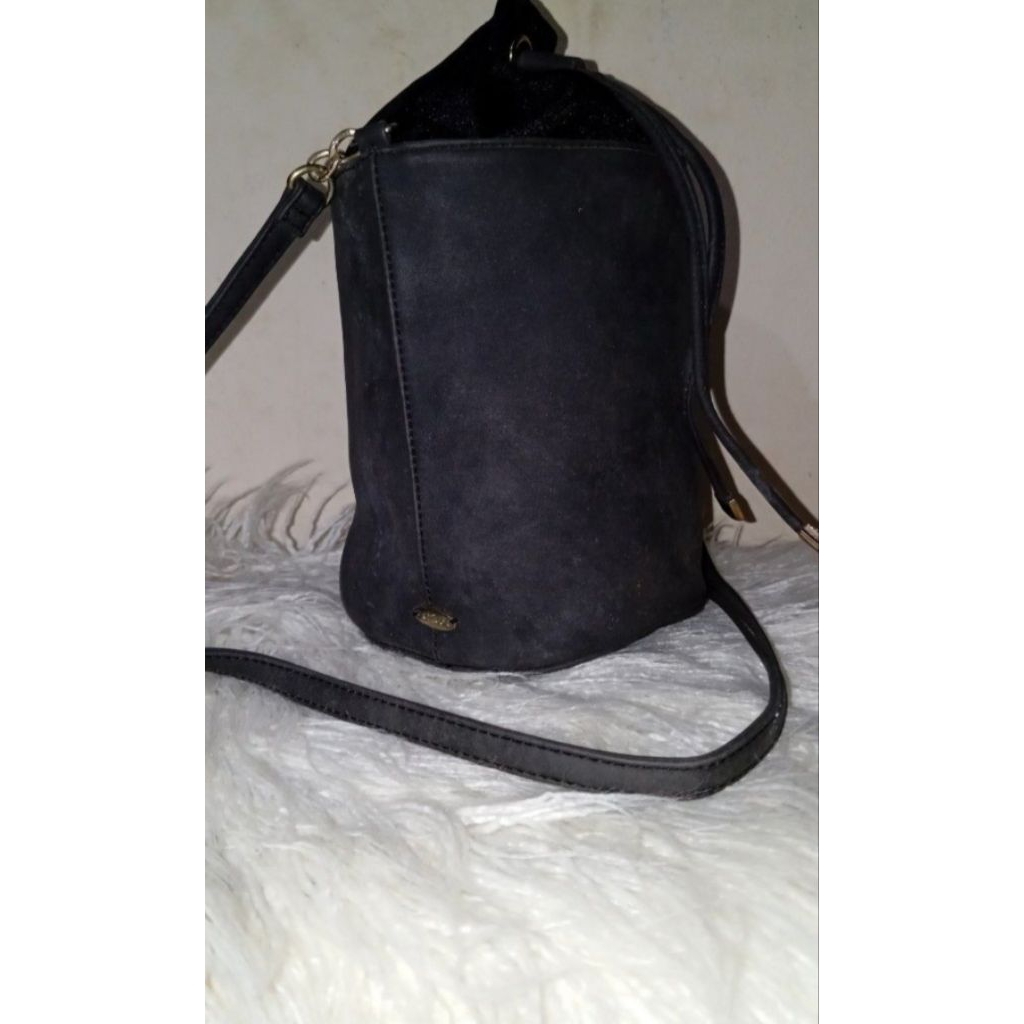 PL TAS SLING TABUNG SERUT