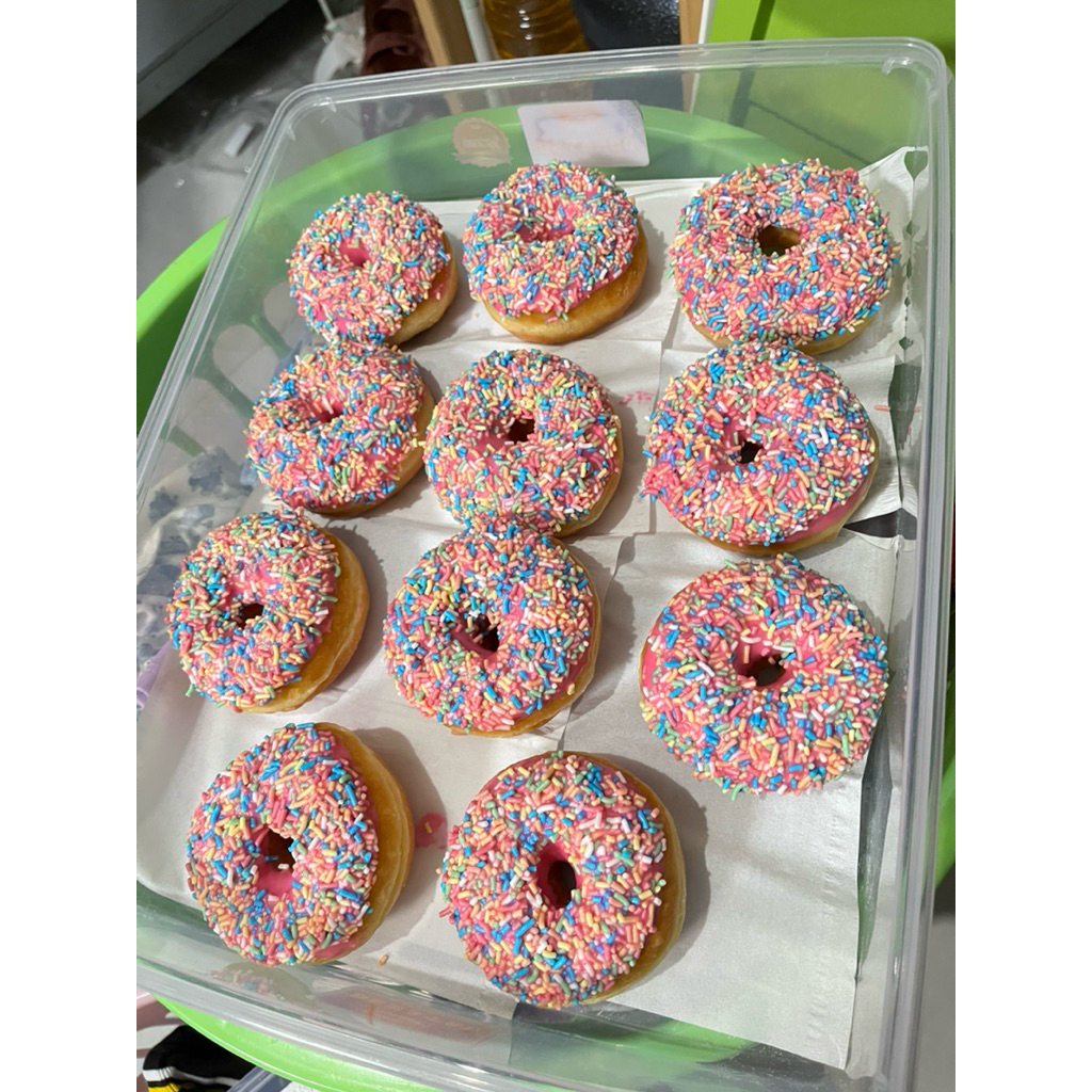 

Donat Enak
