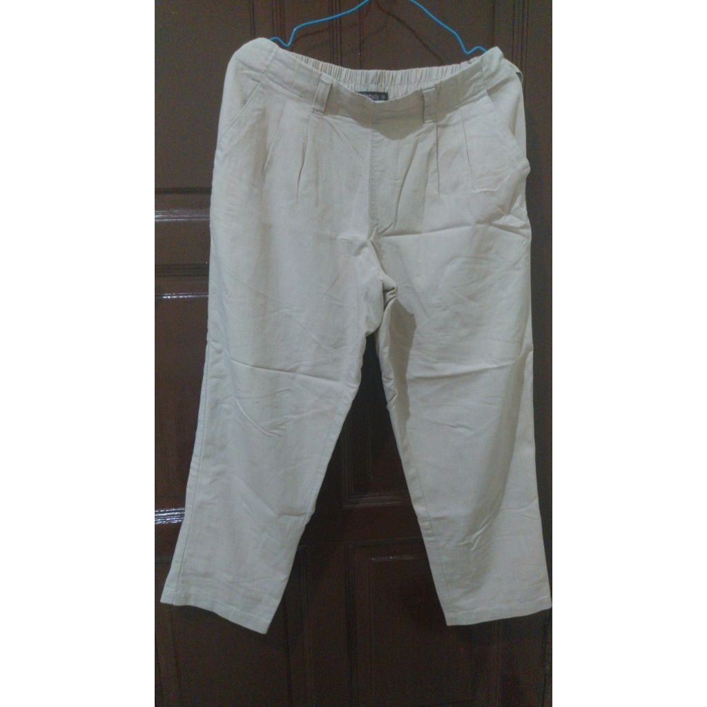 Celana Pink (Details)