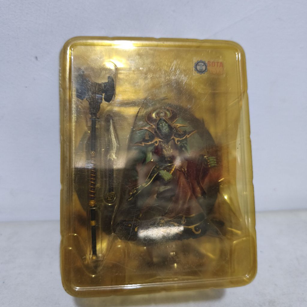 figure game  the world Warcraft vintage