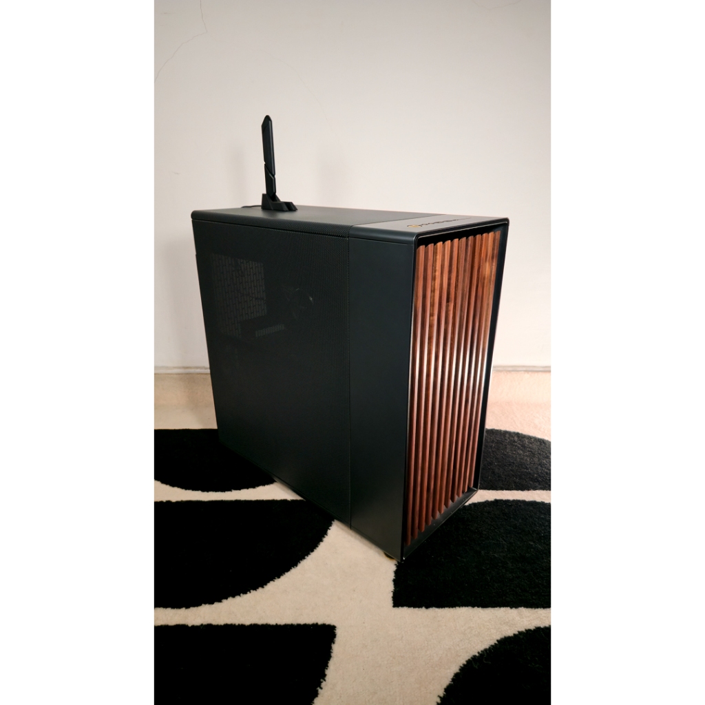 Casing Fractal Design North XL Mesh Black – Elegan Minimalis, Kondisi Mulus