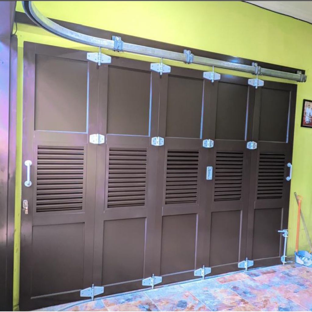 PINTU GARASI ALUMINIUM BERFARIASI