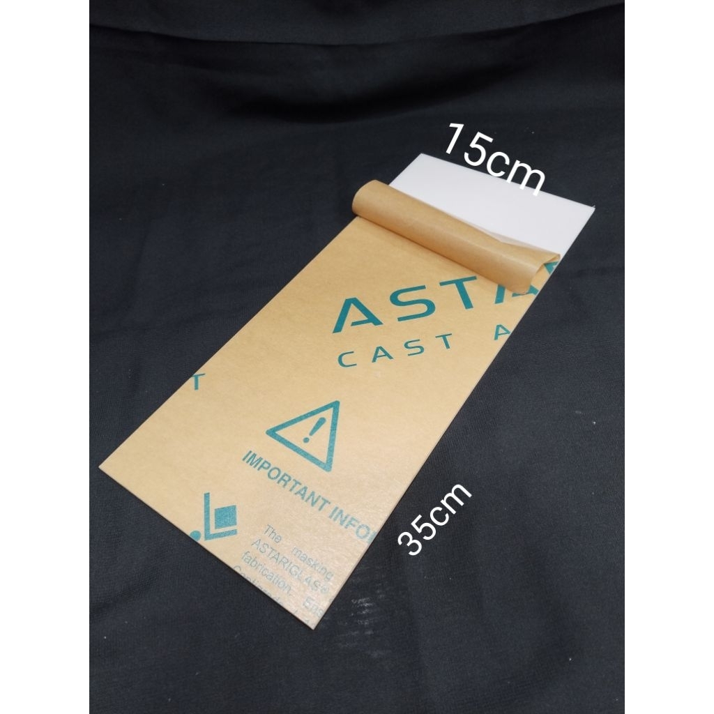 

Lembaran Akrilik putih susu Tebal 2mm 15cm x 35cm