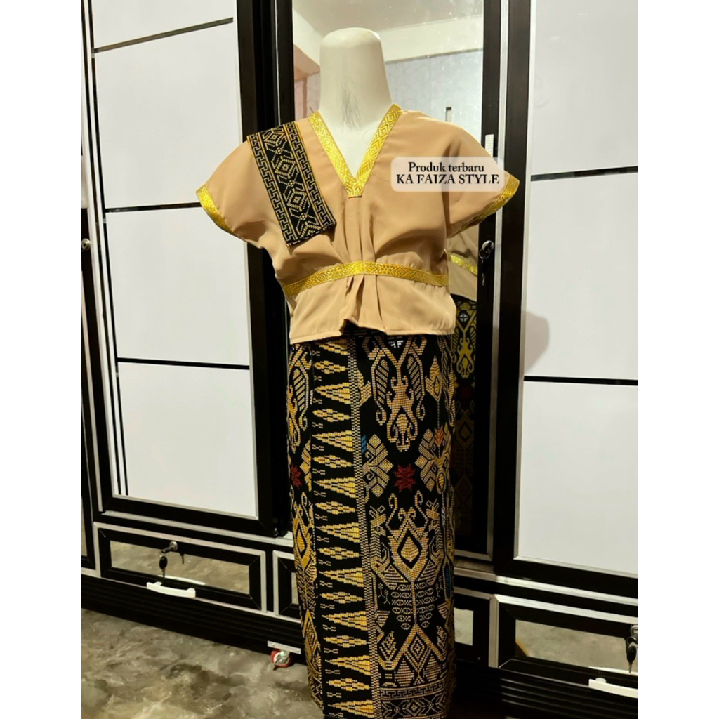 BAJU ADAT SASAK lOMBOK UKURAN ANAK TK Kainnya adem nyaman dipakai anak anak Produk Asli lombok Bisa 