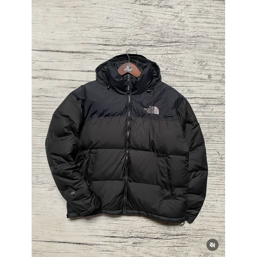 Tnf Nuptse 700