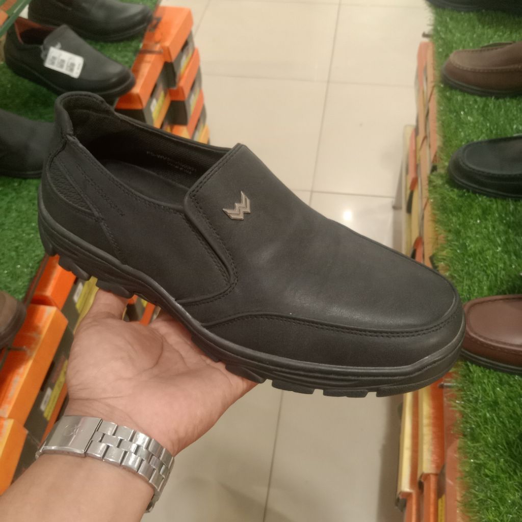 WATCHOUT SEPATU FLAT CASUAL PRIA ORIGINAL