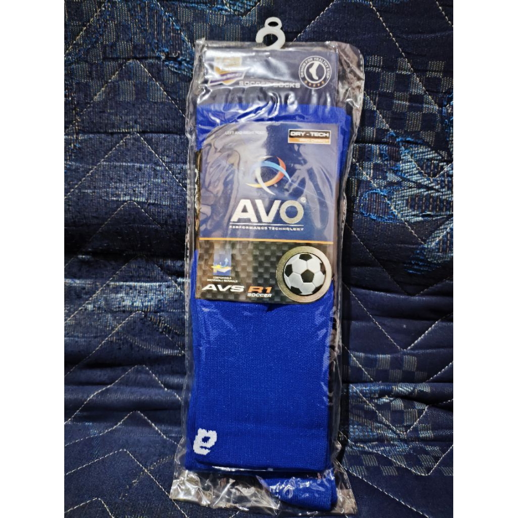 kaos kaki bola/futsal merk AVO panjang warna biru